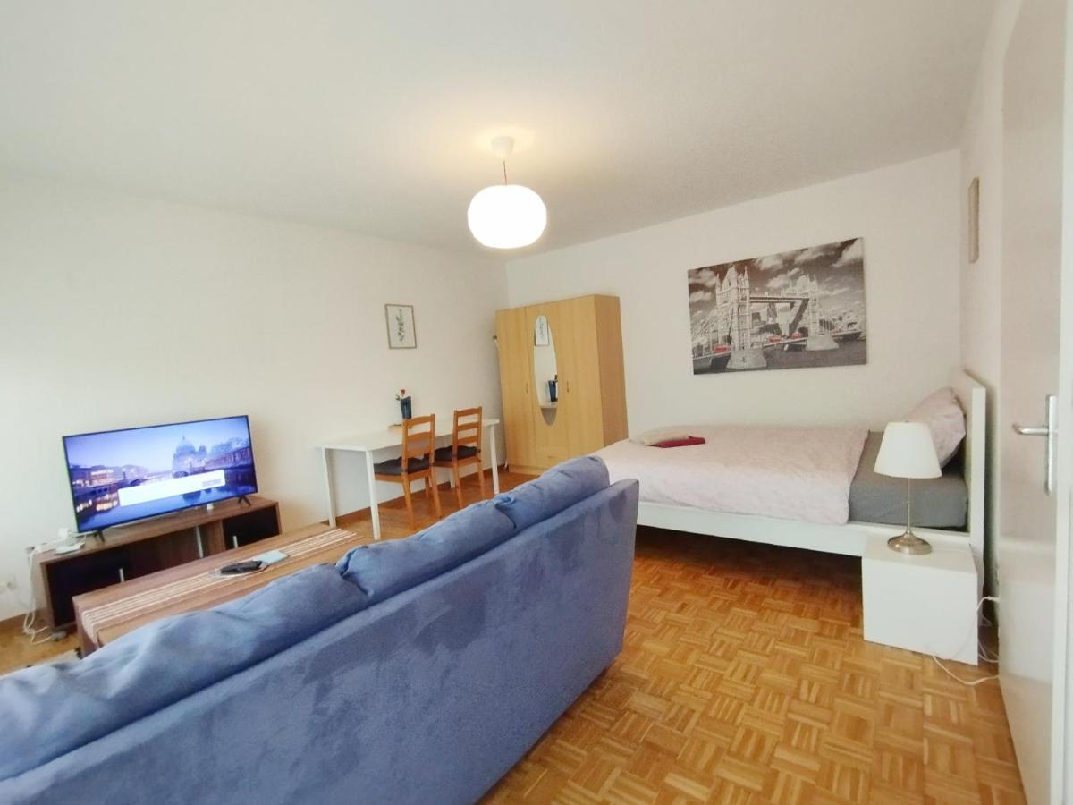 Studio, 4-7 Mins To Bern Main Station By Train Appartamento Esterno foto