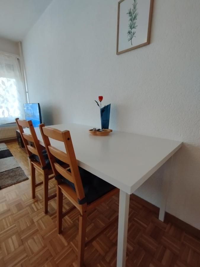 Studio, 4-7 Mins To Bern Main Station By Train Appartamento Esterno foto